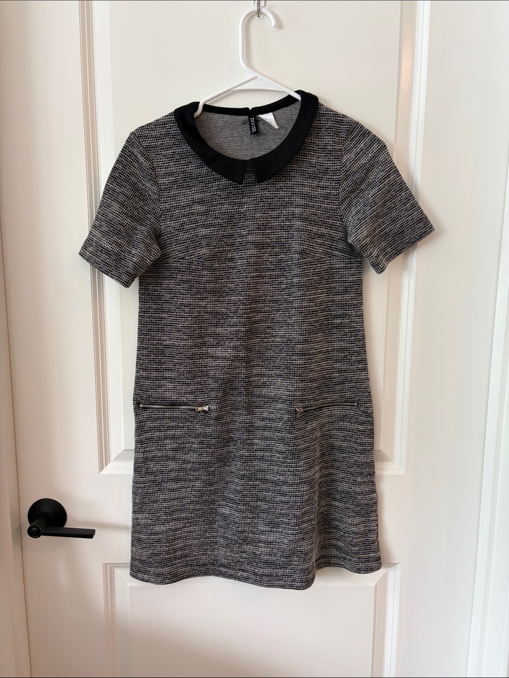 H&M Black and Gray Dress with Contrast Collar